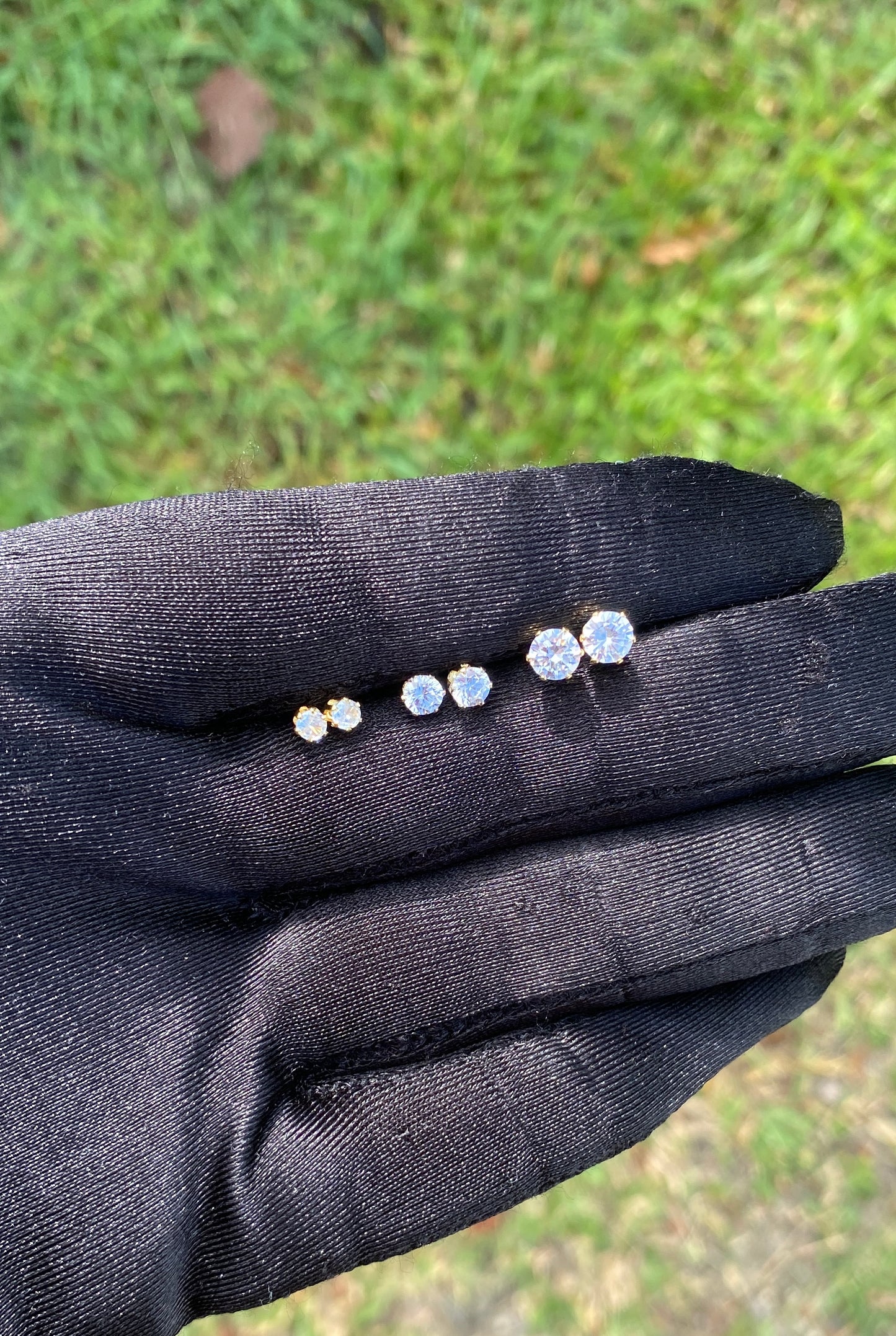 CUBIC Z Studs