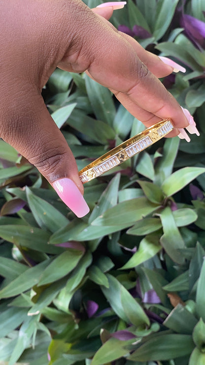 CRYSTAL CARTER Bangle