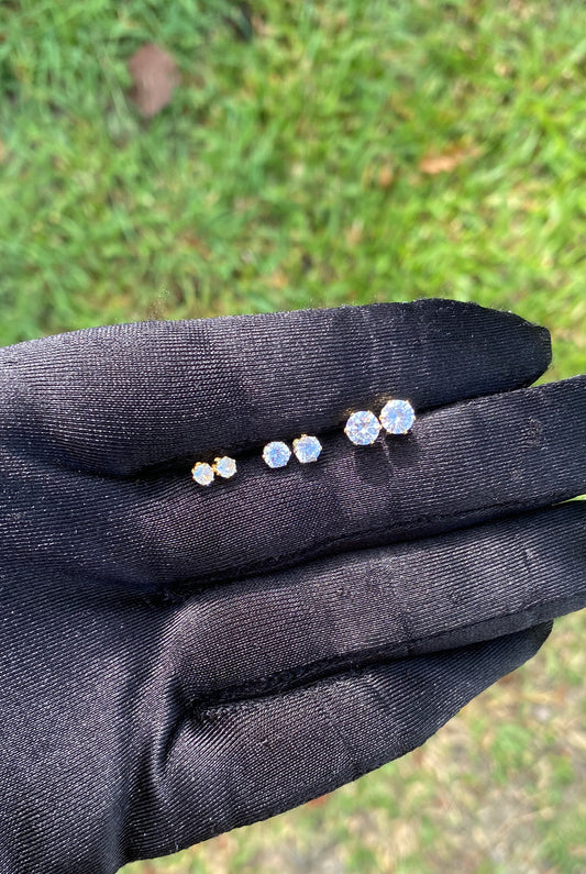 CUBIC Z Studs