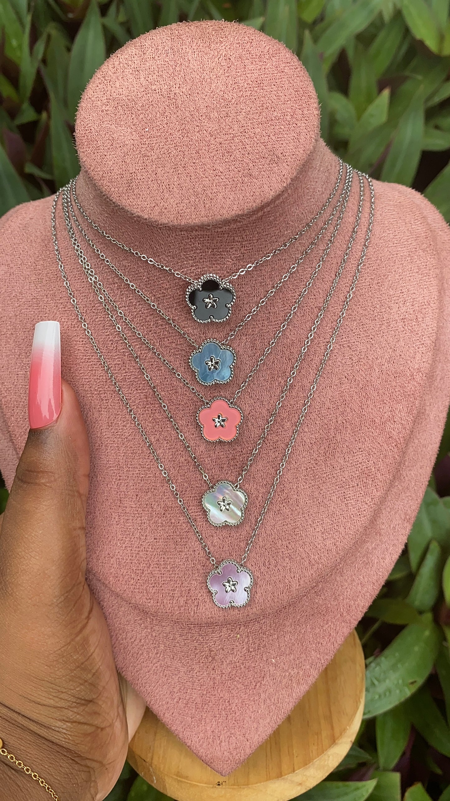 FLORES Necklace