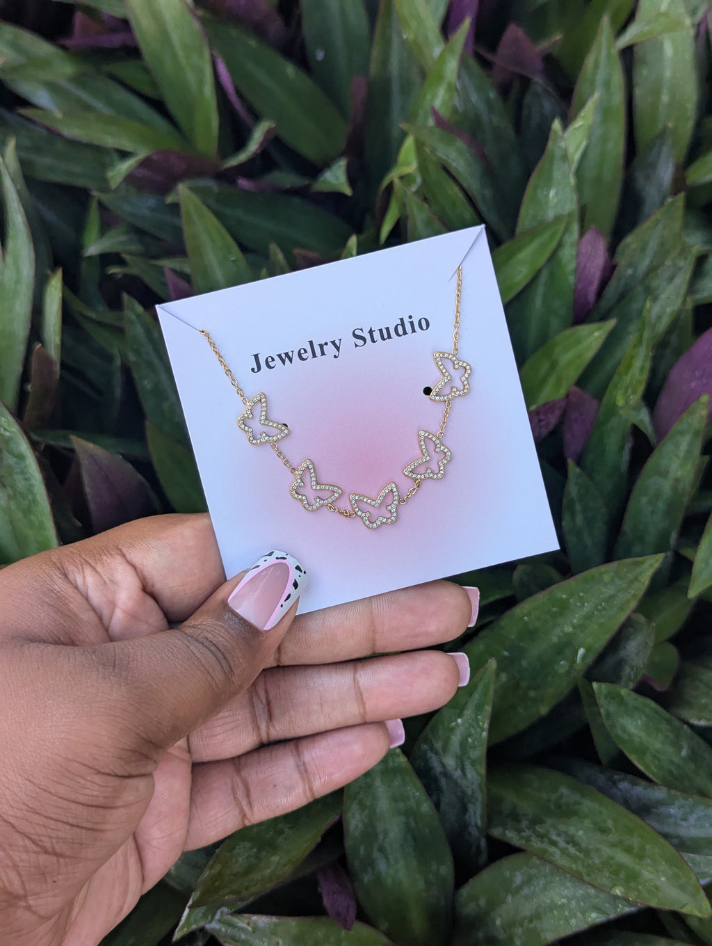 FLUTTERING STEPS Anket