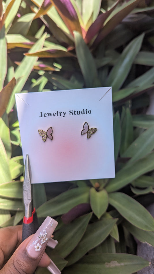 YENNIFER Studs