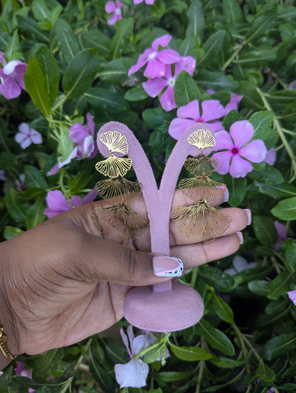 Petal Kiss