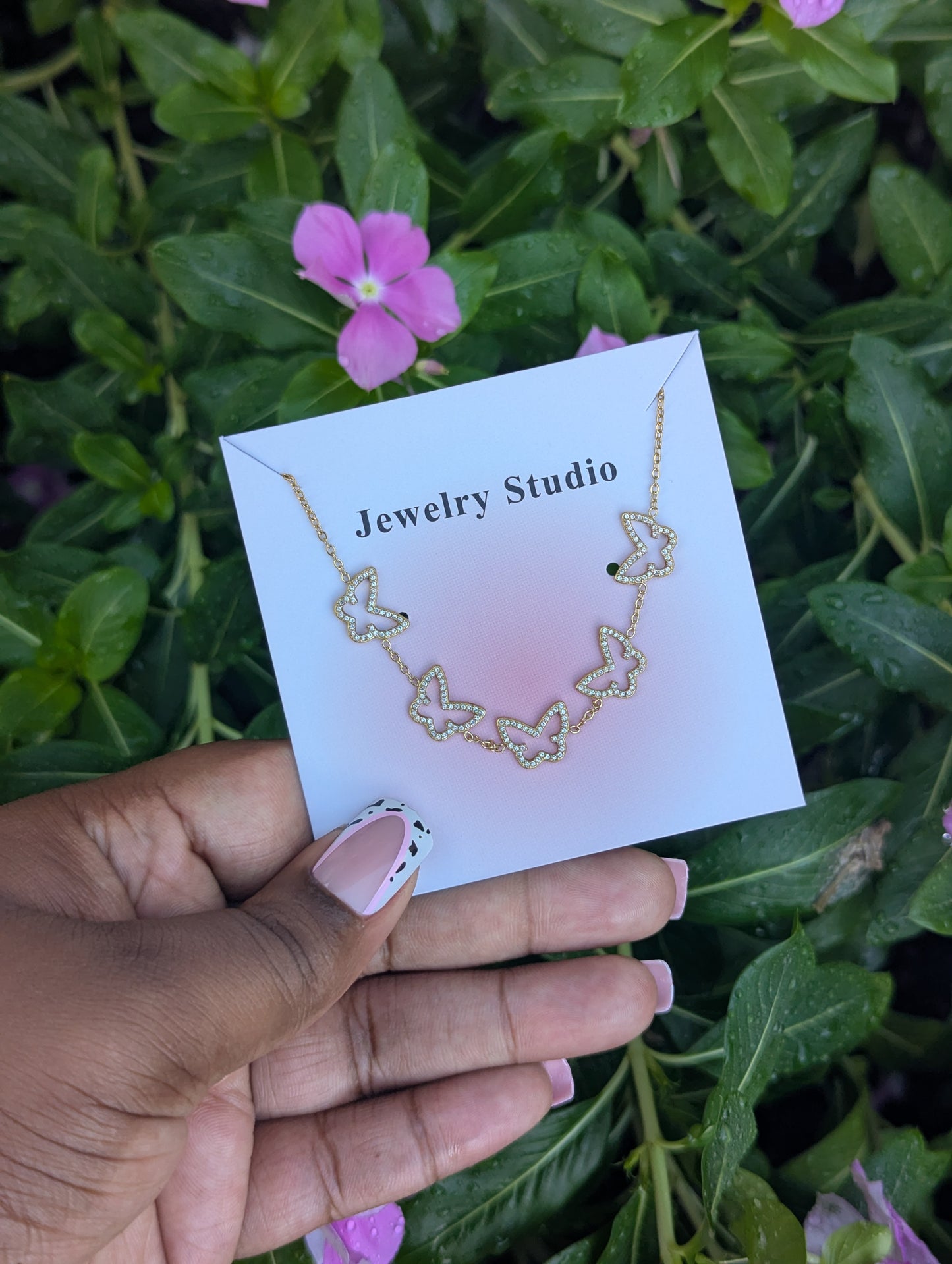 FLUTTERING STEPS Anklet