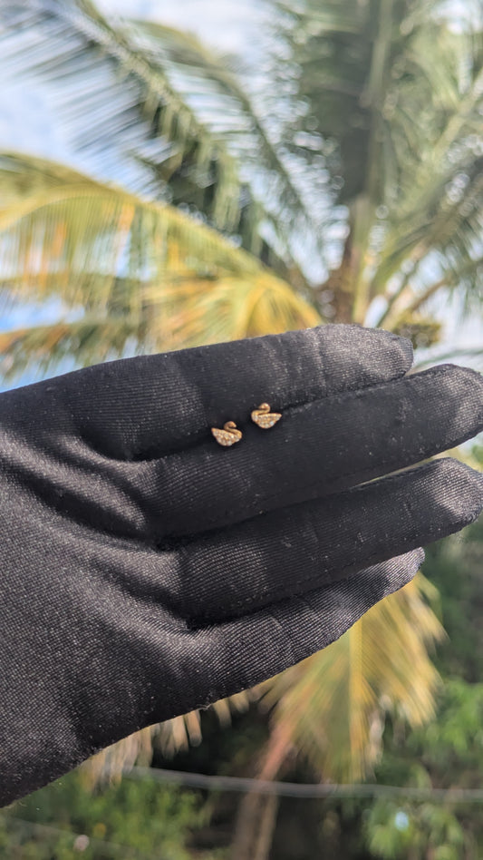 DUCKIE Studs